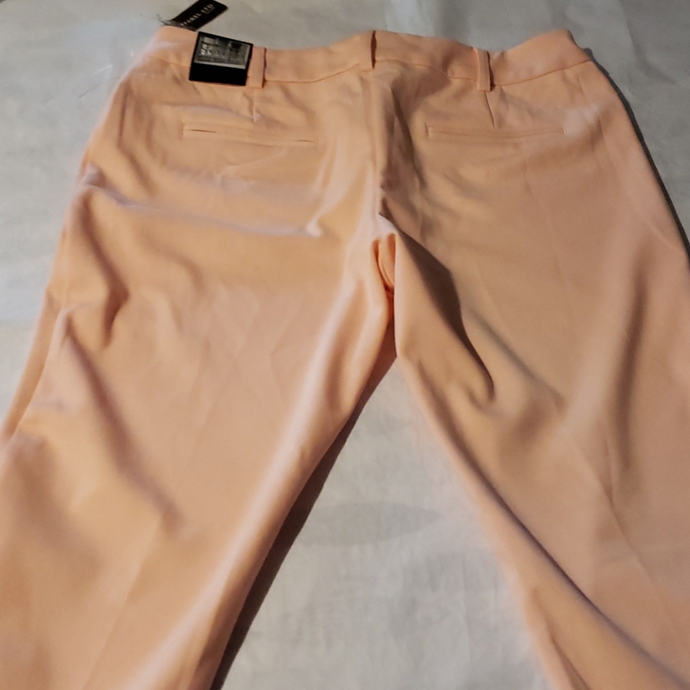 Pants - Picture 5 of 6